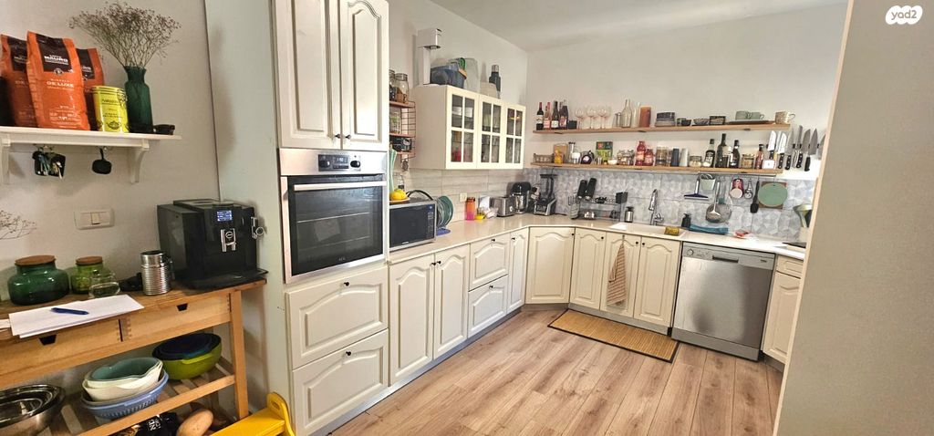 דירה, רמתיים, הוד השרון