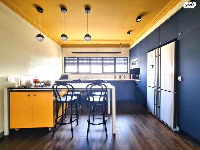 דופלקס, שמחה הולצברג, סביוני הכפר, כפר סבא