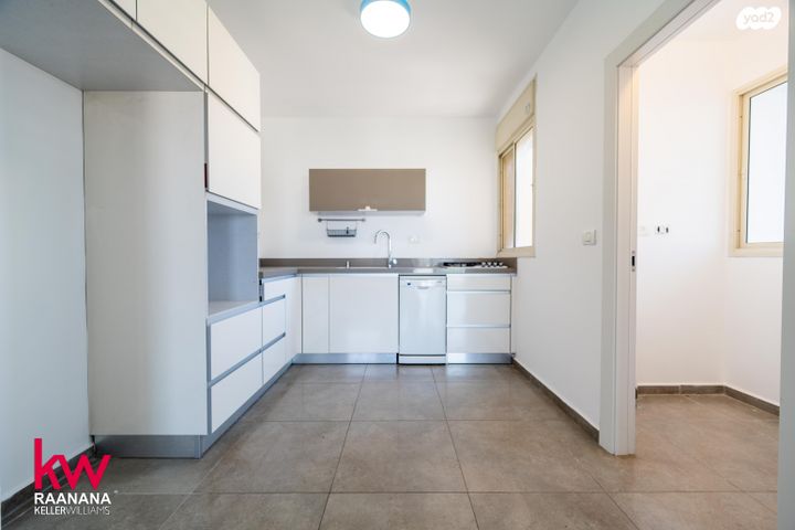 דירה, לוי אשכול, מרכז דרום, רעננה