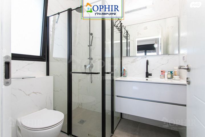 דירה, יצחק אלחנן, מרכז הכרמל, חיפה