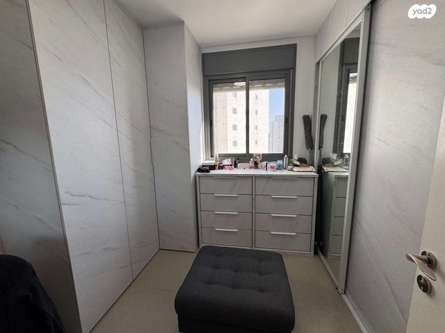 דירה, הגל, החותרים, טירת כרמל