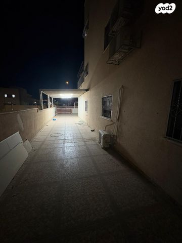 דירת גן, דובדבן, קרית מנחם, אופקים