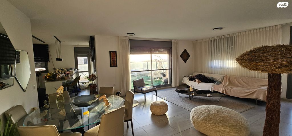 גג/ פנטהאוז, השקד, נופי החורש, מבשרת ציון