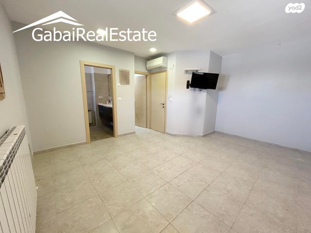 בית פרטי/ קוטג', תירוש, הגפן, אפרת