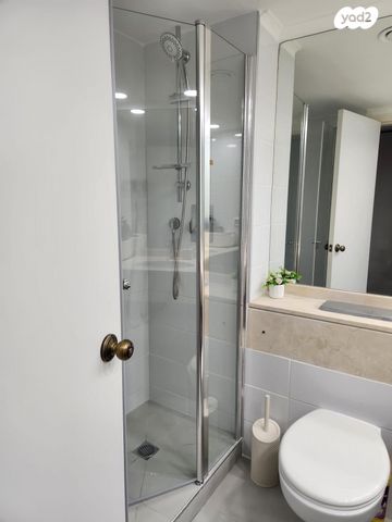 דירה, דוד אלעזר 10, חוף הכרמל, חיפה