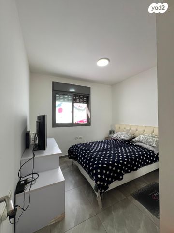 דירה, שדרות קק"ל, המחנה הצבאי, קרית מלאכי