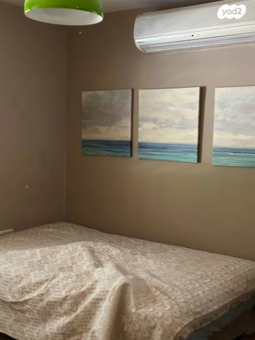 דו משפחתי, הנחל, יד חנה, יד חנה