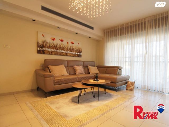 דירה, אהוד מנור 13, קרית אילון, חולון