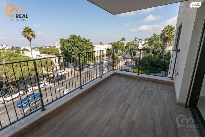 דירה, שדרות מוריה, מרכז הכרמל, חיפה