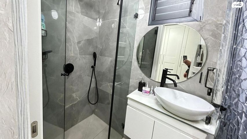 דירת גן, המעפילים, גבעת אולגה, חדרה