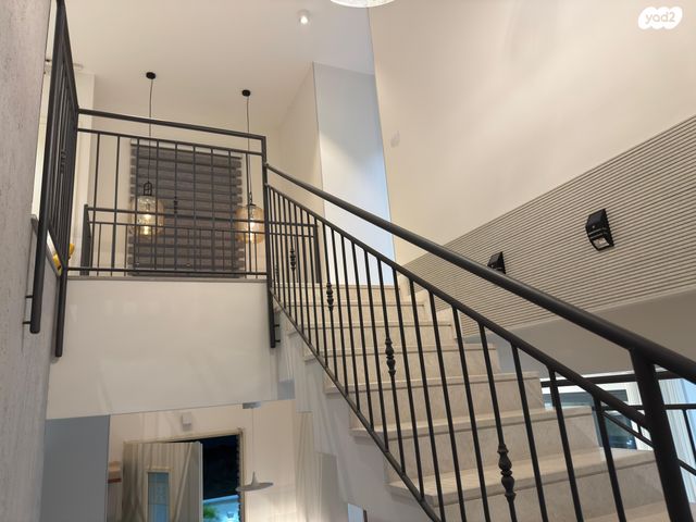 בית פרטי/ קוטג', נאות הפרחים, גן יבנה