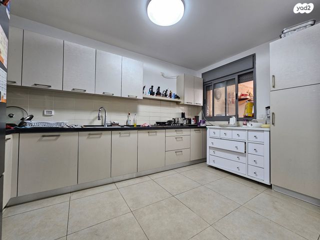 דירה, נשר, ערד