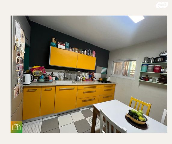 דו משפחתי, בנימינה גבעת עדה