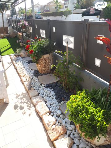 בית פרטי/ קוטג', שרה ואהרון אהרונסון 57, נווה מנחם, באר שבע