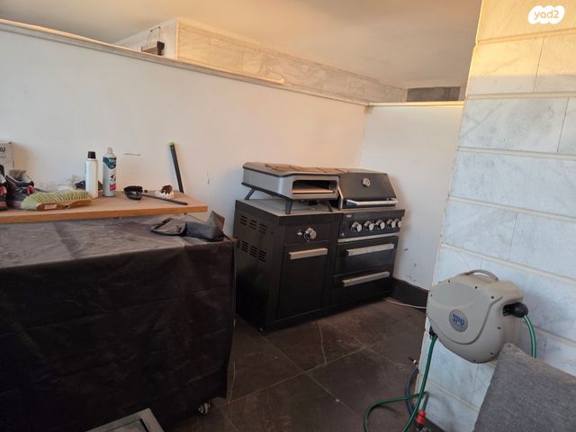 דירה, הצבר, נרקיסים, ראשון לציון