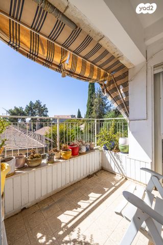 דירה, צבי גרץ 5, עמק רפאים, המושבה הגרמנית, ירושלים