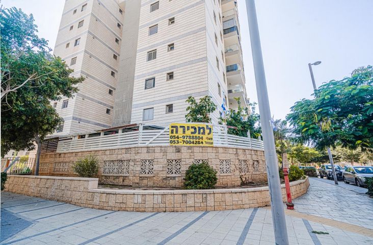 שדרות עמק האלה 28