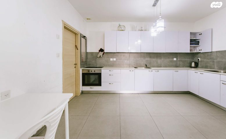 דירת גן, אביי 23, דובב מישרים / רמת בית שמש ד-1, בית שמש