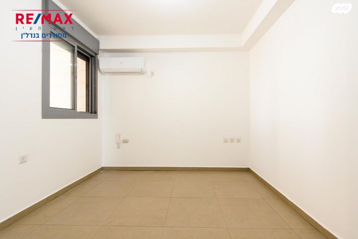 דירה, אליהו הנביא, פסגות אפק, ראש העין