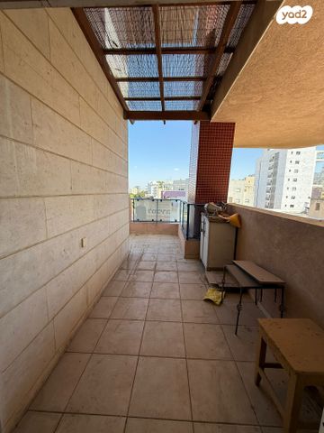 דירה, הלל יפה 38, מרכז העיר, חדרה