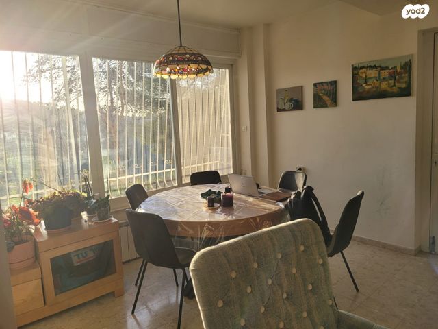 דירת גן, רפאל דה לה פרגולה, גילה, ירושלים