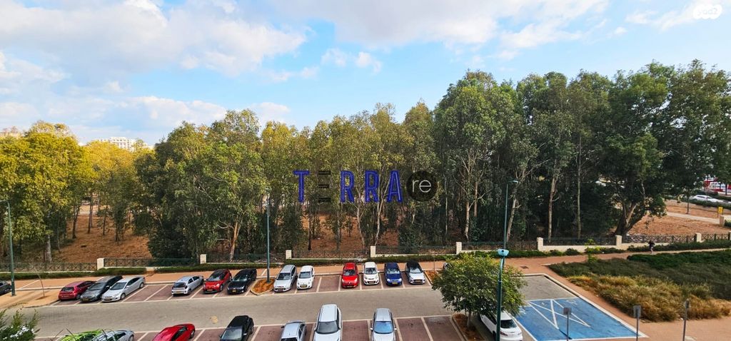 דירה, אלונים, קרית השרון, נתניה