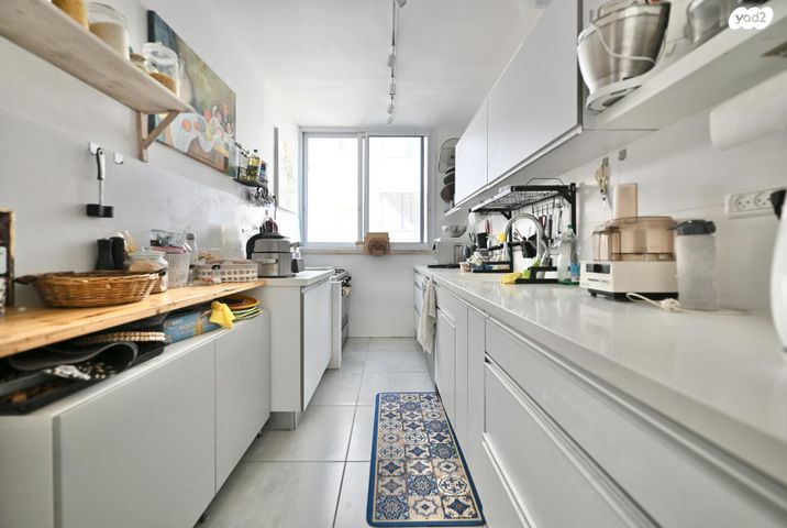 דירה, ש"י, א' / צפון מזרח העיר, רחובות