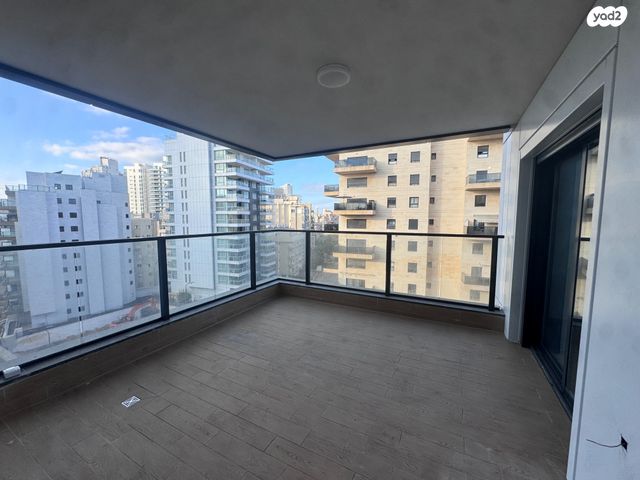 דירה, אוסישקין, מרכז העיר דרום, נתניה