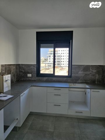 דירה, מורשת, מודיעין מכבים רעות