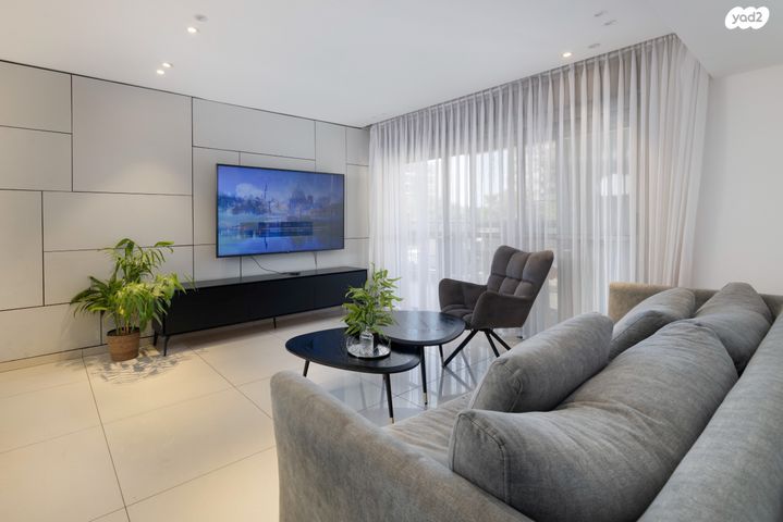 דירה, סביוני נצר סירני, נס ציונה