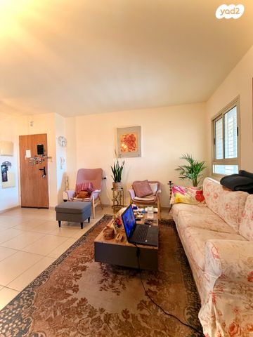 דירה, נחום שריג 43, רמות הרכס, באר שבע