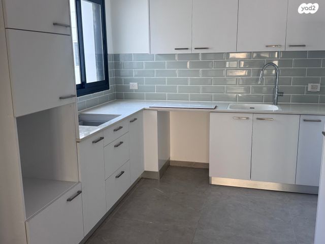 דירה, אוסישקין, מרכז העיר דרום, נתניה