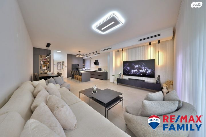 גג/ פנטהאוז, שדרות בית וגן, בית וגן, קרית אתא