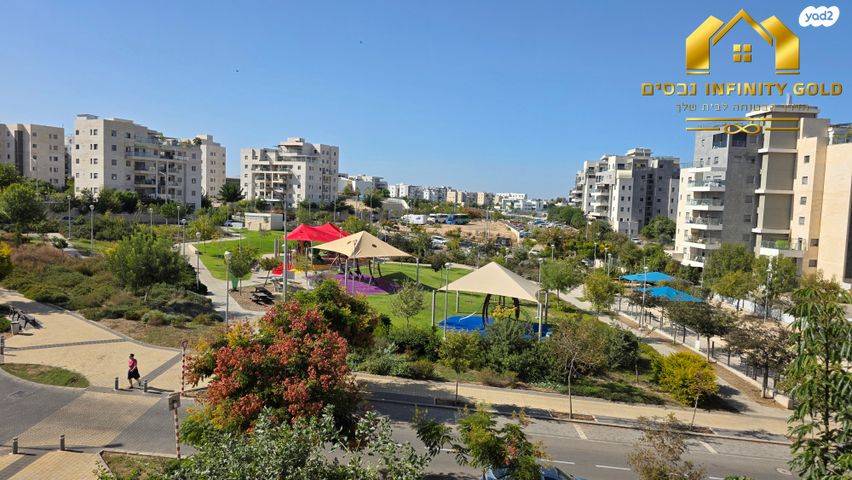 דירה, אתרוג, החורש, חריש