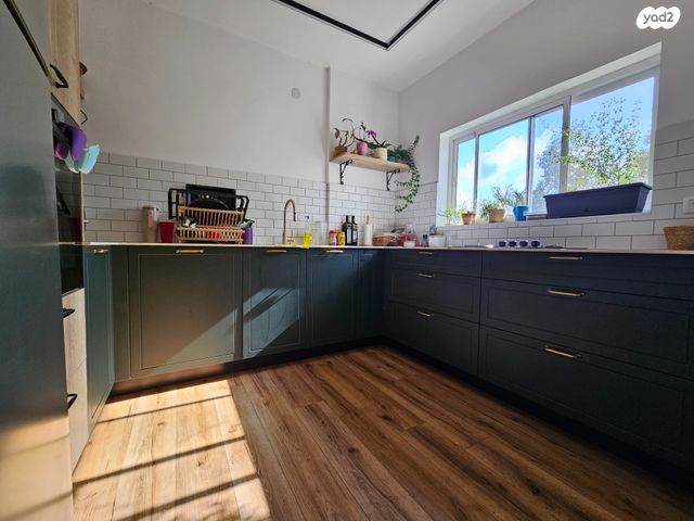 דירה, הרב הרצוג, תל גנים, גבעתיים