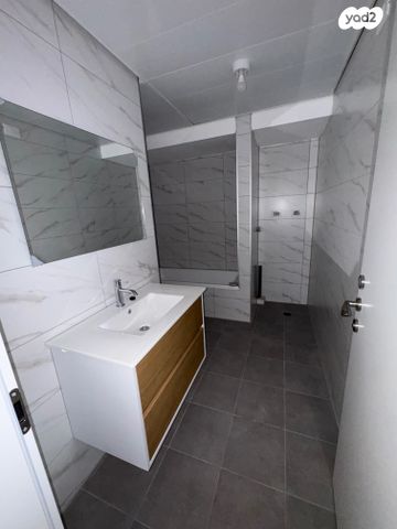 דירה, הרב שאולי, רובע ד', אשדוד