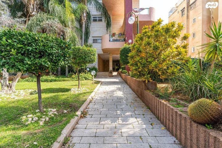 דירה, הלל יפה 38, מרכז העיר, חדרה