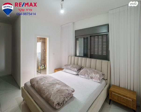 דופלקס, חורשת האקליפטוס 116, אדמית / יערית, שלומי