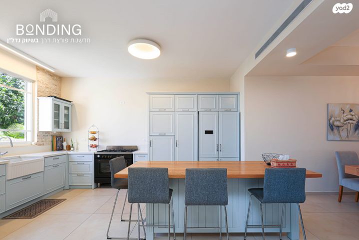 דו משפחתי, רמת אמיר, קדימה צורן