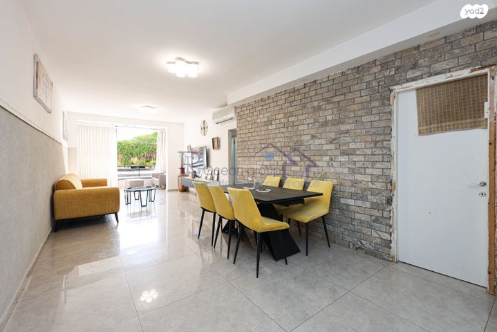 דירה, שדרות חיים וייצמן 94, צפון מזרח מרכז העיר, נתניה