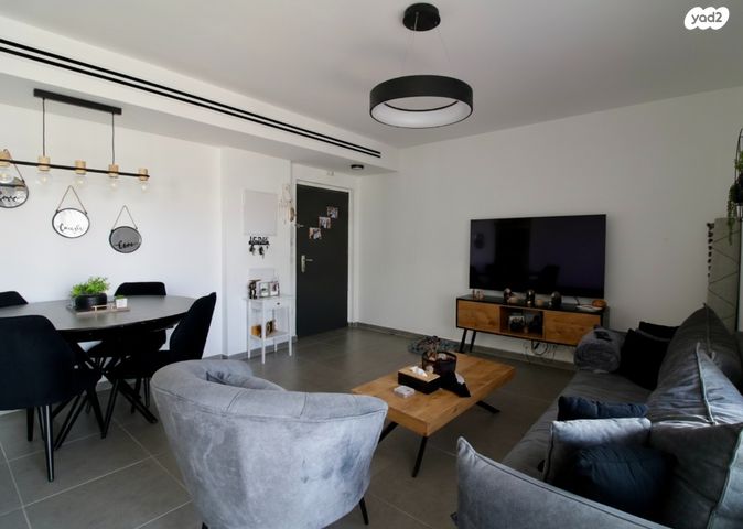 דירה, גולדה מאיר, מורשת, מודיעין מכבים רעות