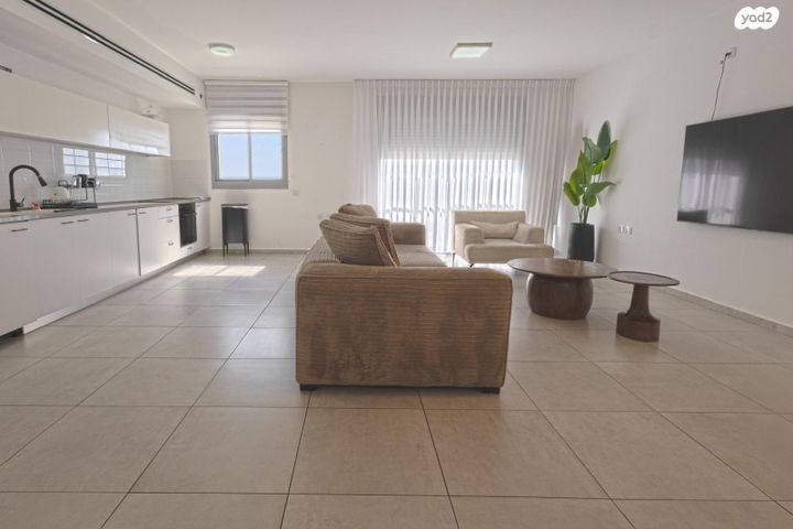 דירה, אלון, בית דגן, בית דגן