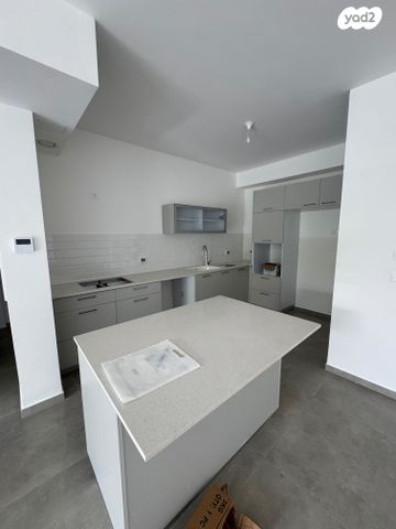 דירה, הרב שאולי, רובע ד', אשדוד