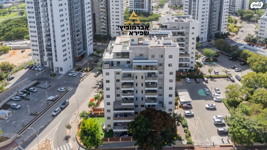 גג/ פנטהאוז, חטיבת הנח"ל 14, הפארק, חדרה