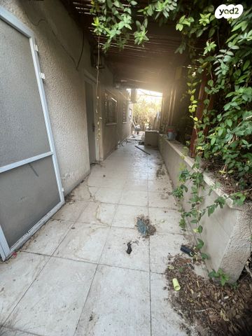 דירת גן, שכונה א', באר שבע