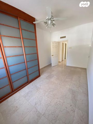 דירה, אילנות, כרמל מערבי, חיפה