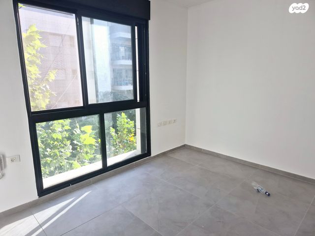 דירה, יאיר רוזנבלום, נווה זמר, רעננה