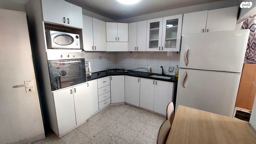 שמעון בר גיורא 