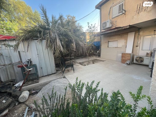 דירת גן, שכונה א', באר שבע