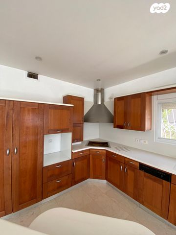 דירה, אילנות, כרמל מערבי, חיפה